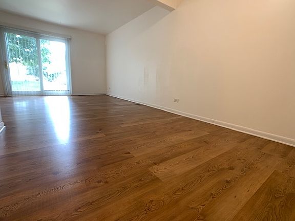 2nd image of 2226 Country Club Dr