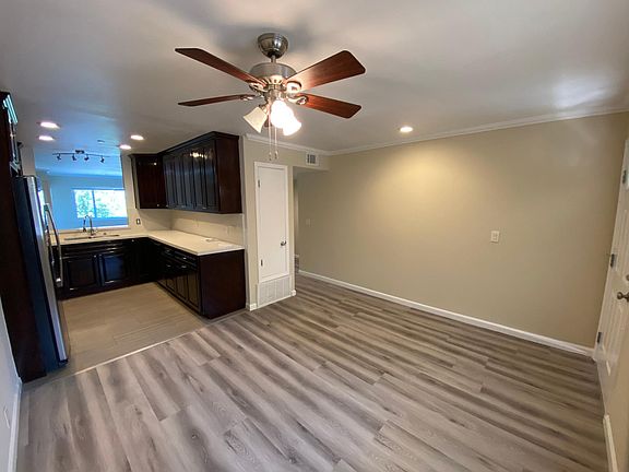 4th image of 2081 Whitman Way APT 111