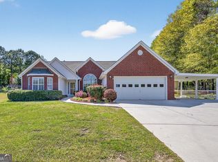 3565 Skyland Dr, Loganville, GA 30052
