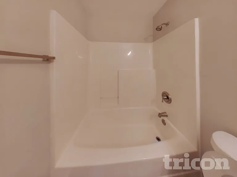 1689 Eagle Trace Dr — Photo 15