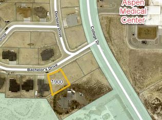 1900 Bachelors Dr, Rock Springs, WY 82901