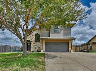 2403 Cheyenne Dr, Brenham, TX 77833