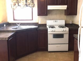 334 Coleman Dr, Elgin, IL 60120