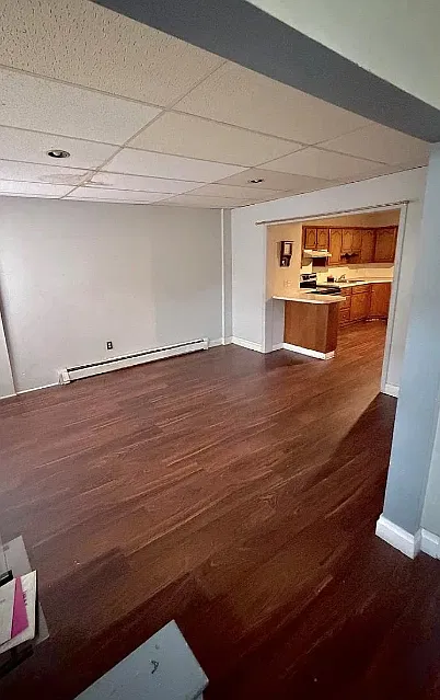 3 bed, 1100 sqft, $1,589 — Photo 2