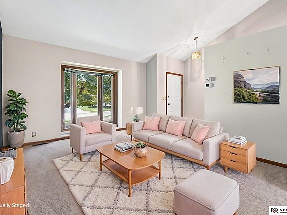4th image of 12909 Camden Ave