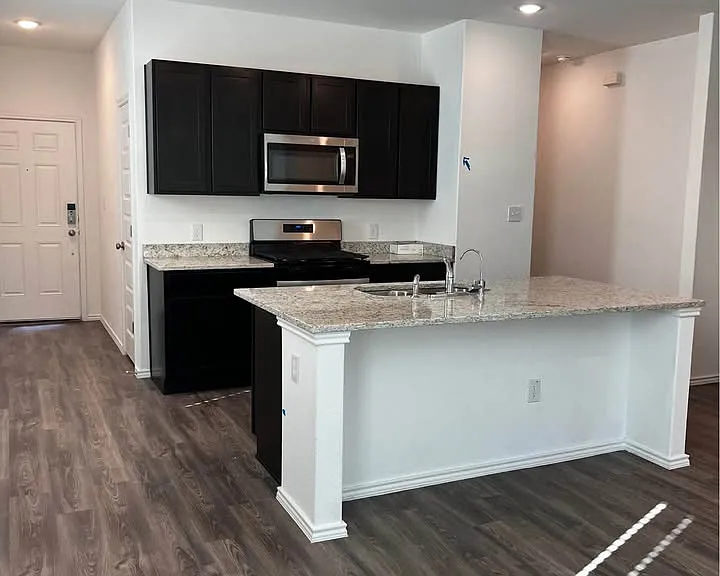 5506 Fossil Way — Photo 1