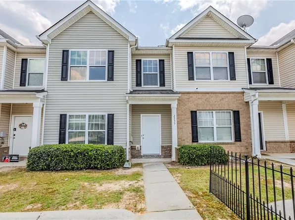 2255 Bigwood Trl, Atlanta, GA 30349
