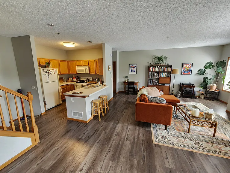 3694 Abercrombie Ln — Photo 3