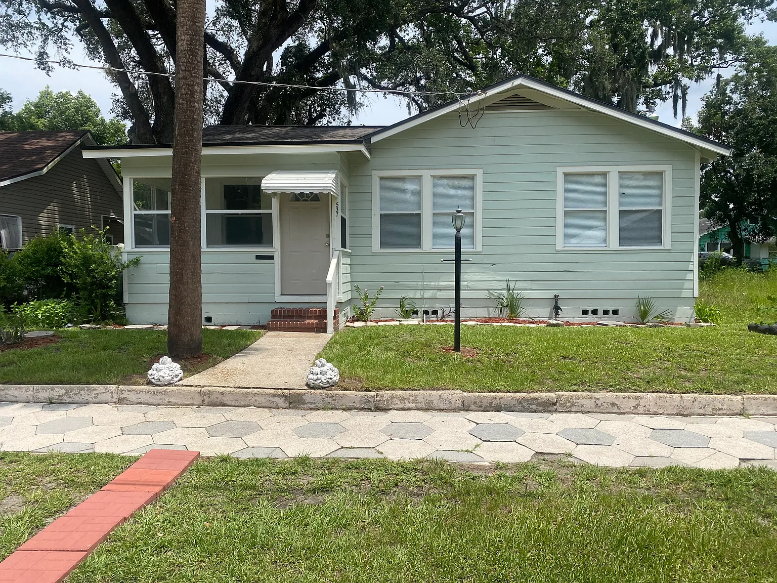 2 bed, 948 sqft, $600 — Photo 1