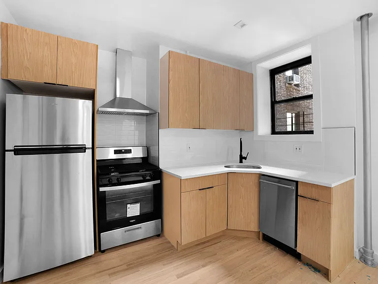 740 W End Ave #43 — Photo 6