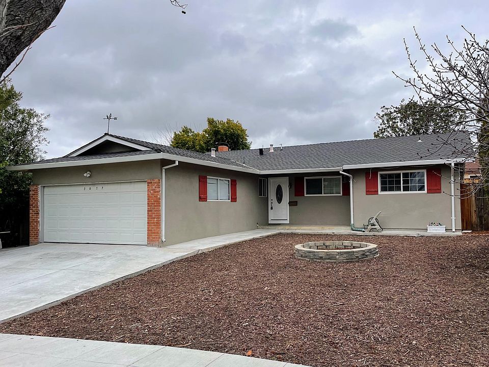1st image of 2037 Yosemite Dr