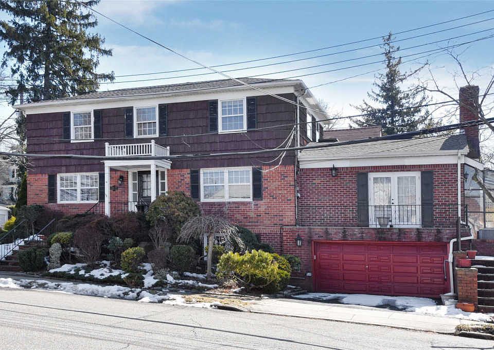 1st image of 24234 Barrows Ct