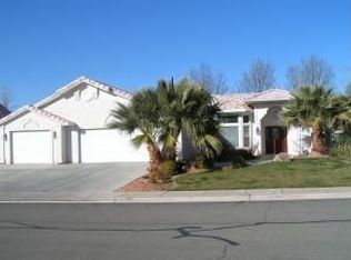 2093 N Rim View Dr, Santa Clara, UT 84765