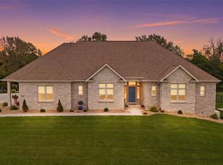 3742 Thicket Dr, Shiloh, IL 62221