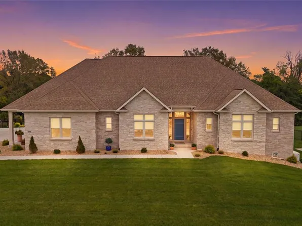 3742 Thicket Dr, Shiloh, IL 62221