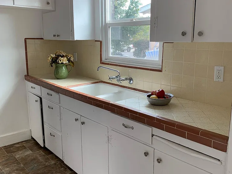 4034 Swift Ave — Photo 15