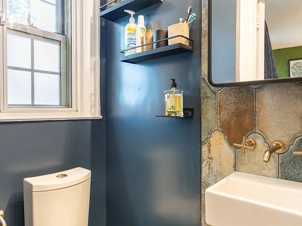 150 Burns Street image 16 of 29