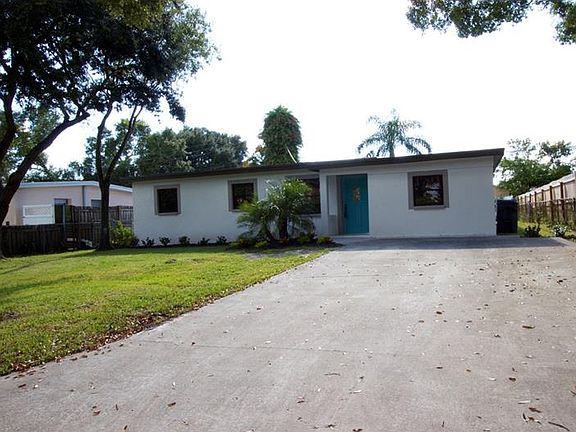 4th image of 6010 N Grady Ave