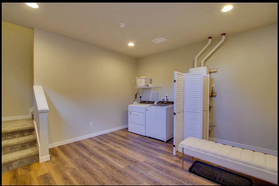 3 bed, 1683 sqft, $2,700 — Photo 4