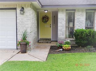2111 Rolling Glen Dr, Spring, TX 77373