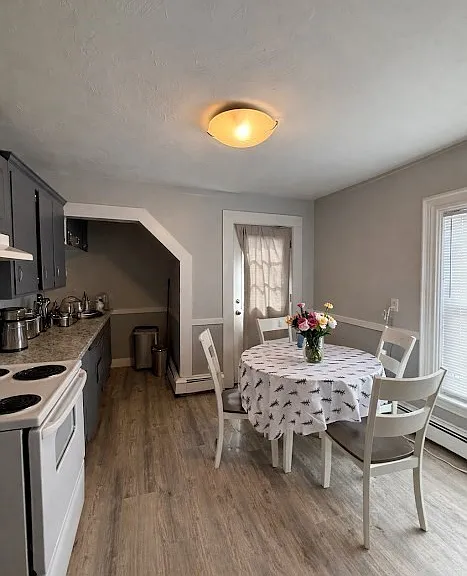 130 Elm St #2 — Photo 2