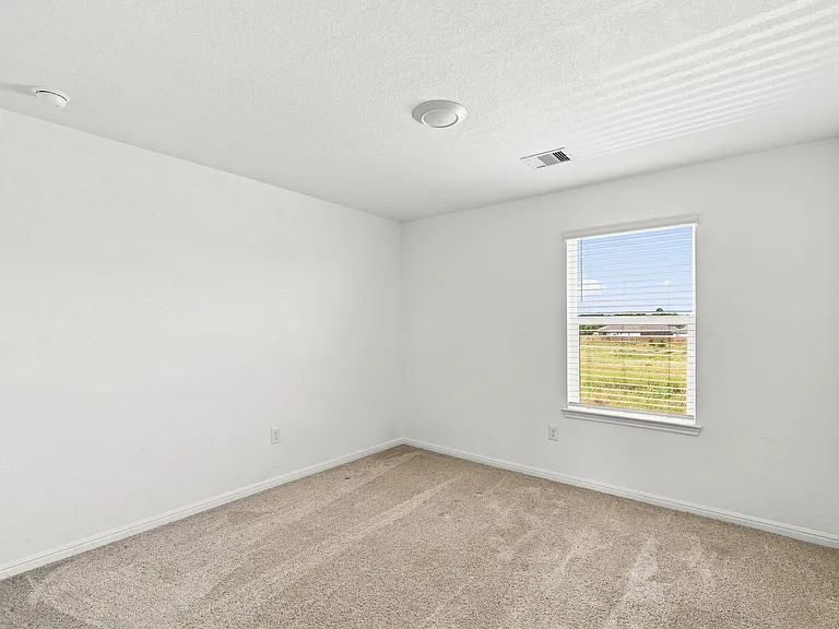 429 Brody Ln — Photo 9
