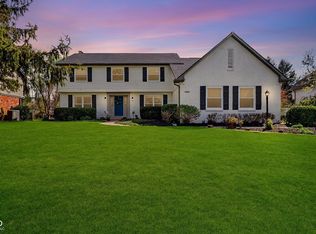 913 Arrowwood Dr, Carmel, IN