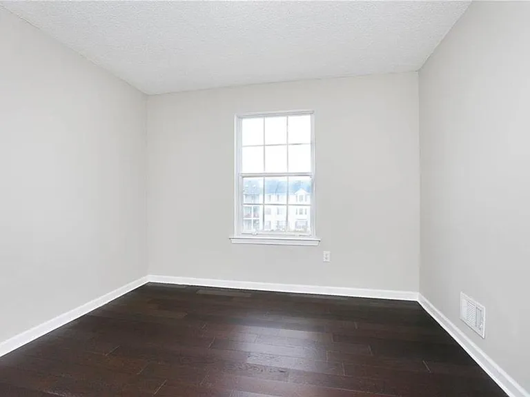 155 Darwin Ln — Photo 5