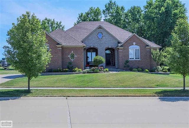 1st image of 62710 Pond Dr