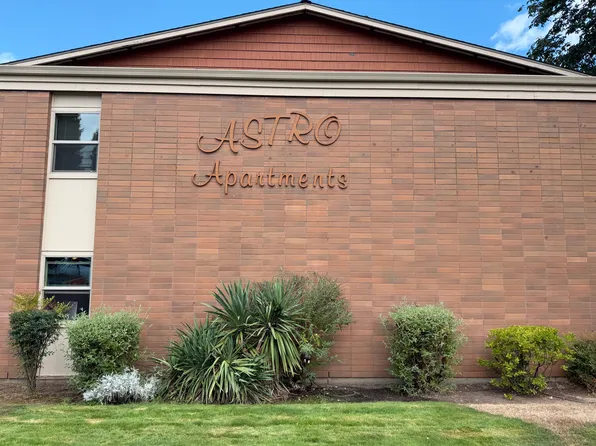Astro Apartments