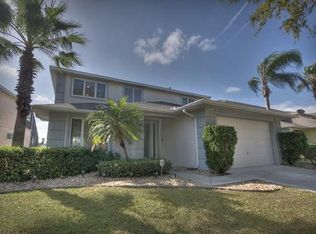 8524 Blue Horizon Ct, Kissimmee, FL 34747