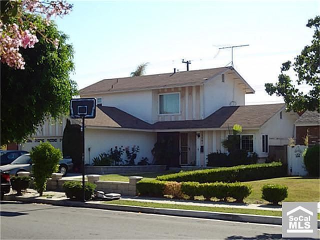 1st image of 10661 Pamela St