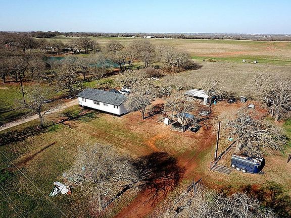 3rd image of 500 County Road 470