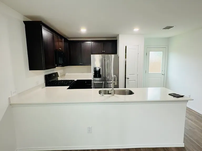 7520 Gray Wolf Ln — Photo 8