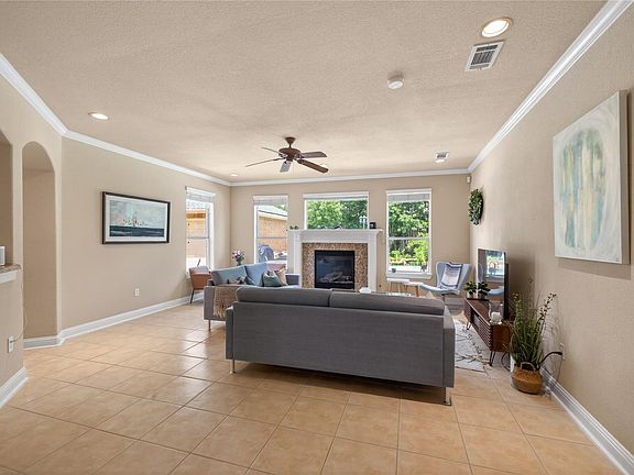 5th image of 1722 Parklake Vlg