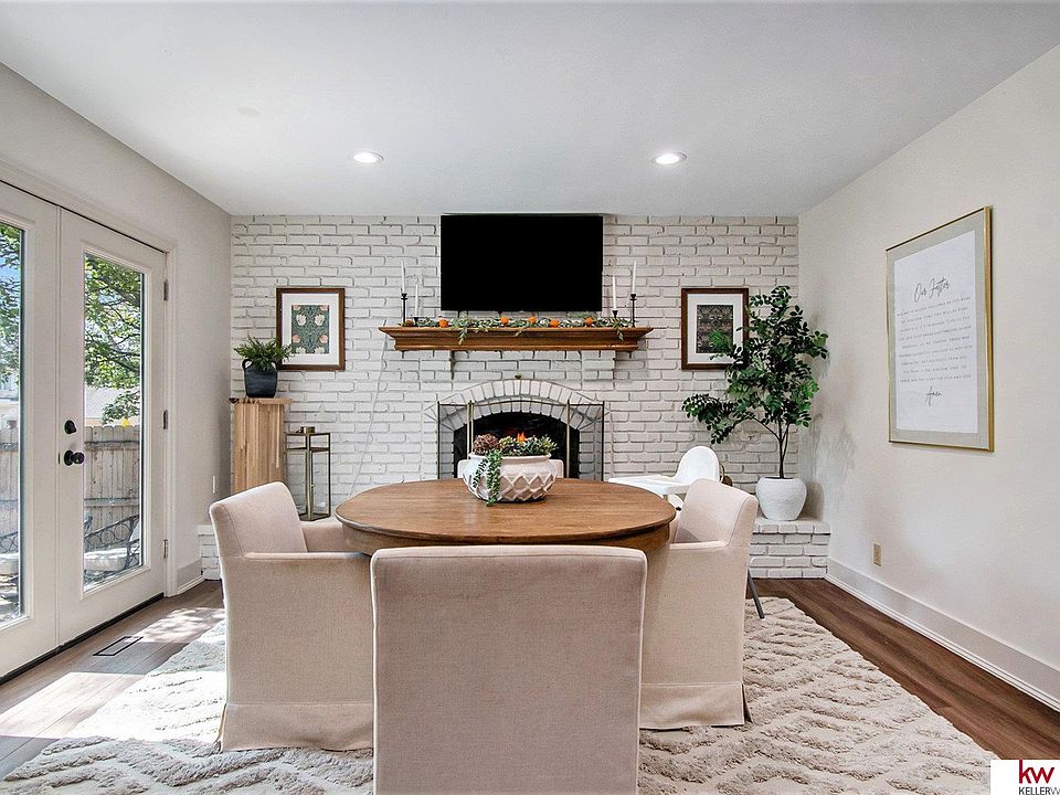 1st image of 16517 Frederick Cir