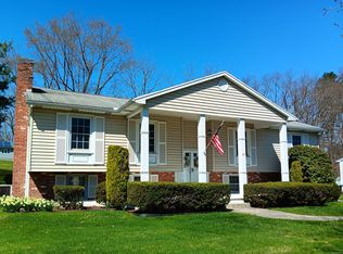 87 Southwind Rd, Waterbury, CT 06708