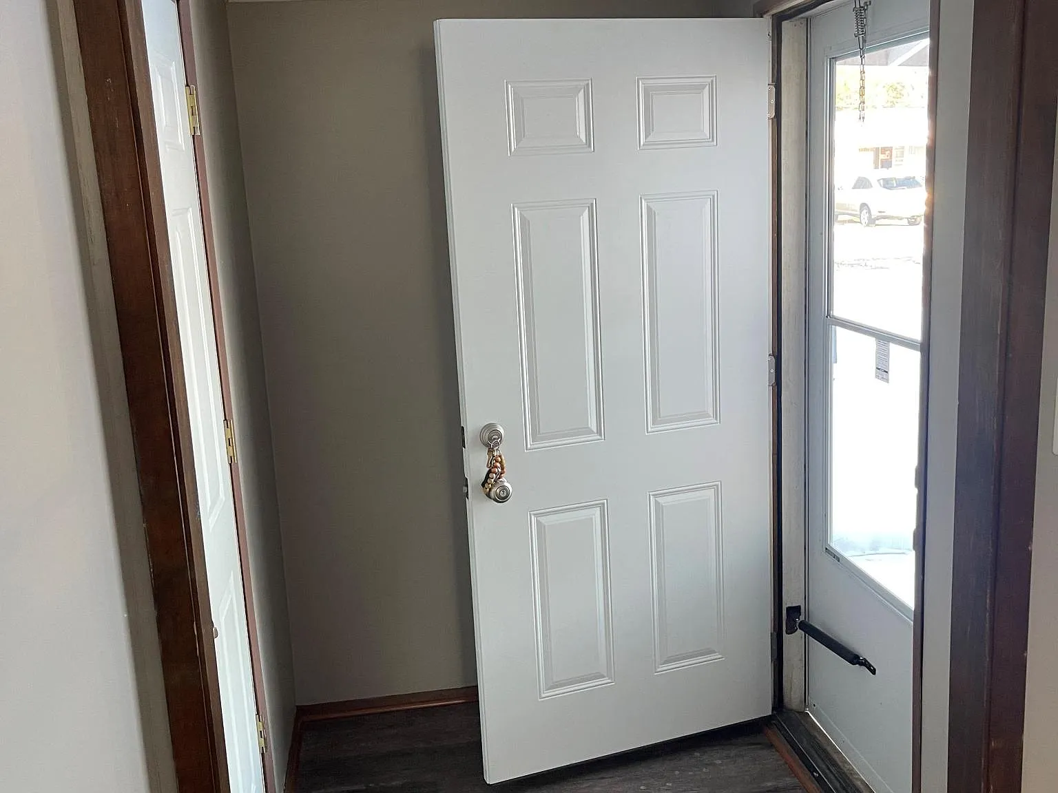 2 bed, 925 sqft, $1,200 — Photo 2