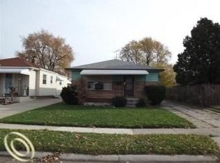 24518 Tuscany Ave, Eastpointe, MI