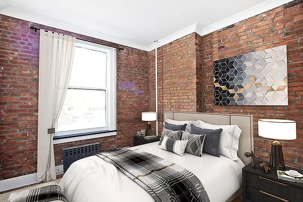 Rented by R New York | media 17