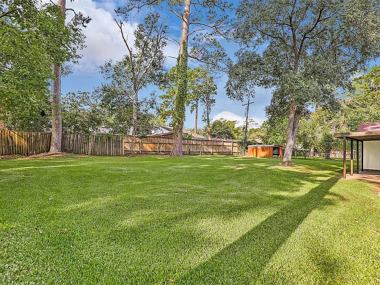212 Normal Park Dr — Photo 8