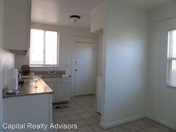 4th image of 659 Almond Ave
