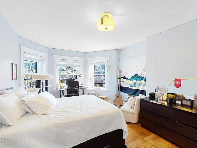 134 Marlborough St #4 — Photo 5