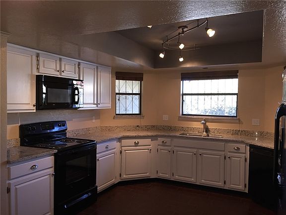 5th image of 724 Espada Dr #D