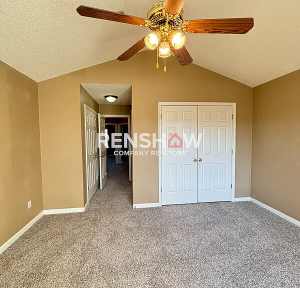 7845 Windy Willow Rd — Photo 8