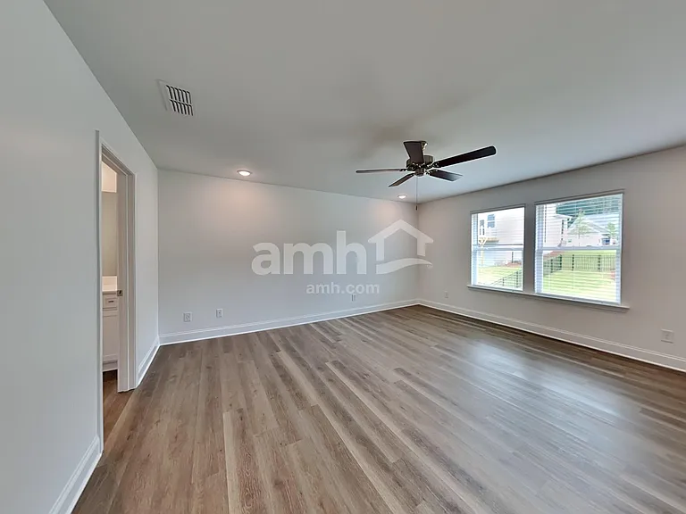 1394 Soapstone Rd — Photo 10