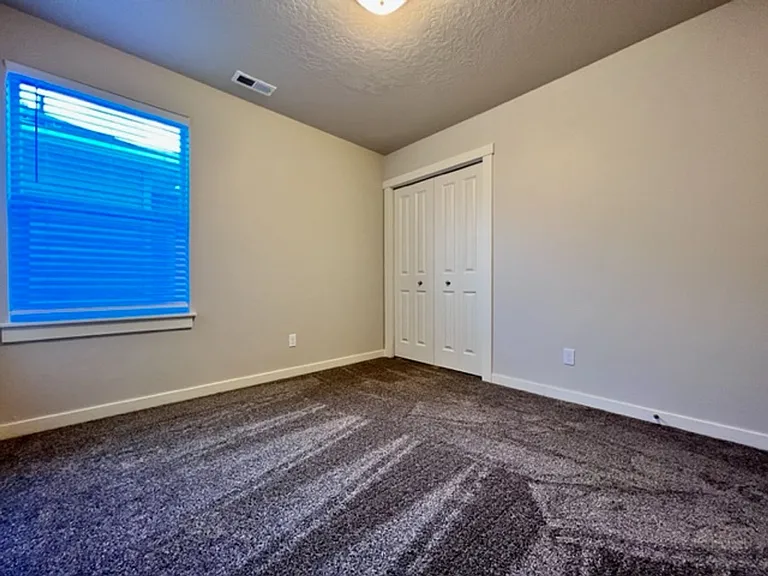 3121 N Lochness Ave — Photo 21
