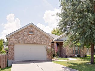 903 Hollow Trail Ct, Round Rock, TX 78664