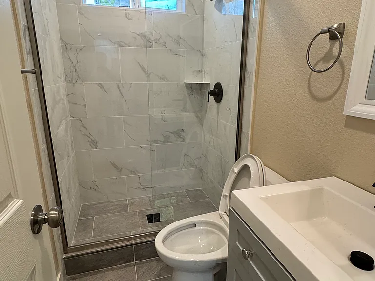 421 E William St #B — Photo 5