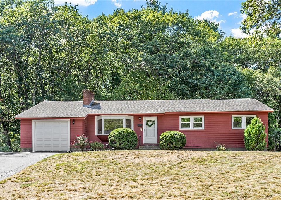 1st image of 18 Castlewood Dr